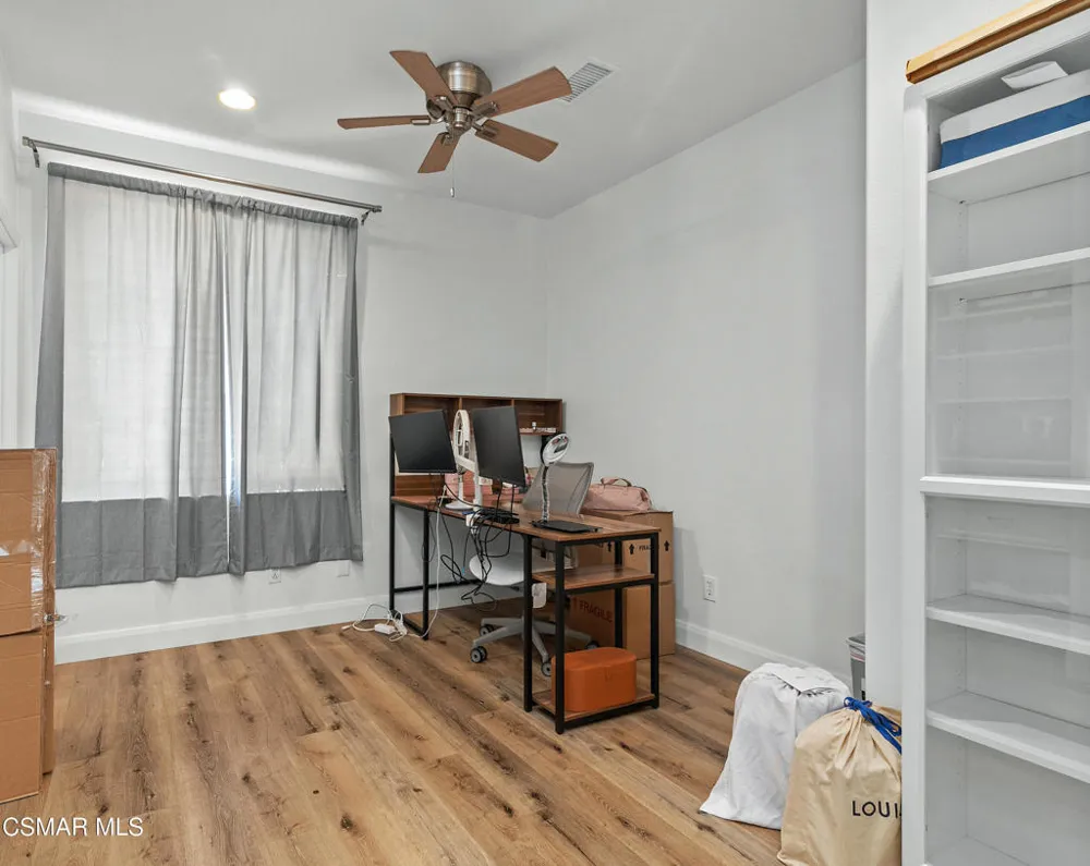 2336 Summerwind Place Carlsbad, CA 92008