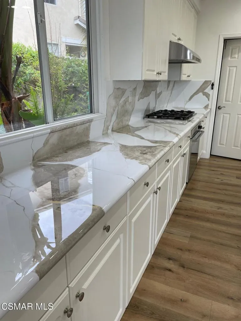 2336 Summerwind Place Carlsbad, CA 92008