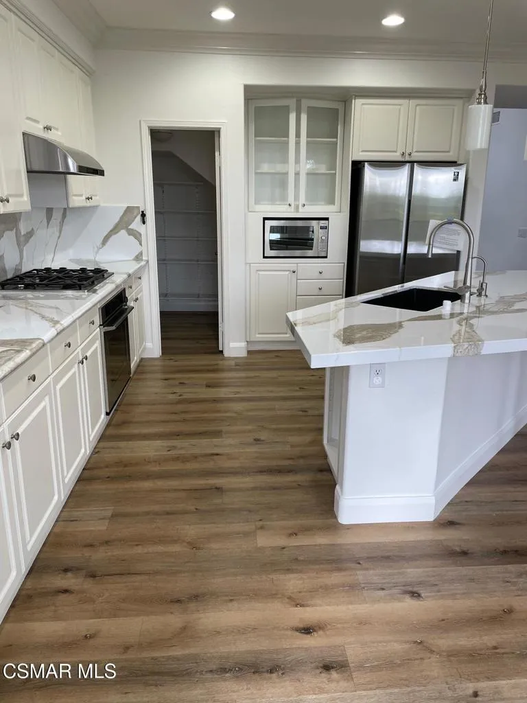 2336 Summerwind Place Carlsbad, CA 92008
