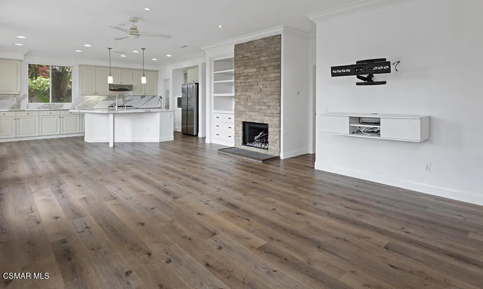 2336 Summerwind Place Carlsbad, CA 92008
