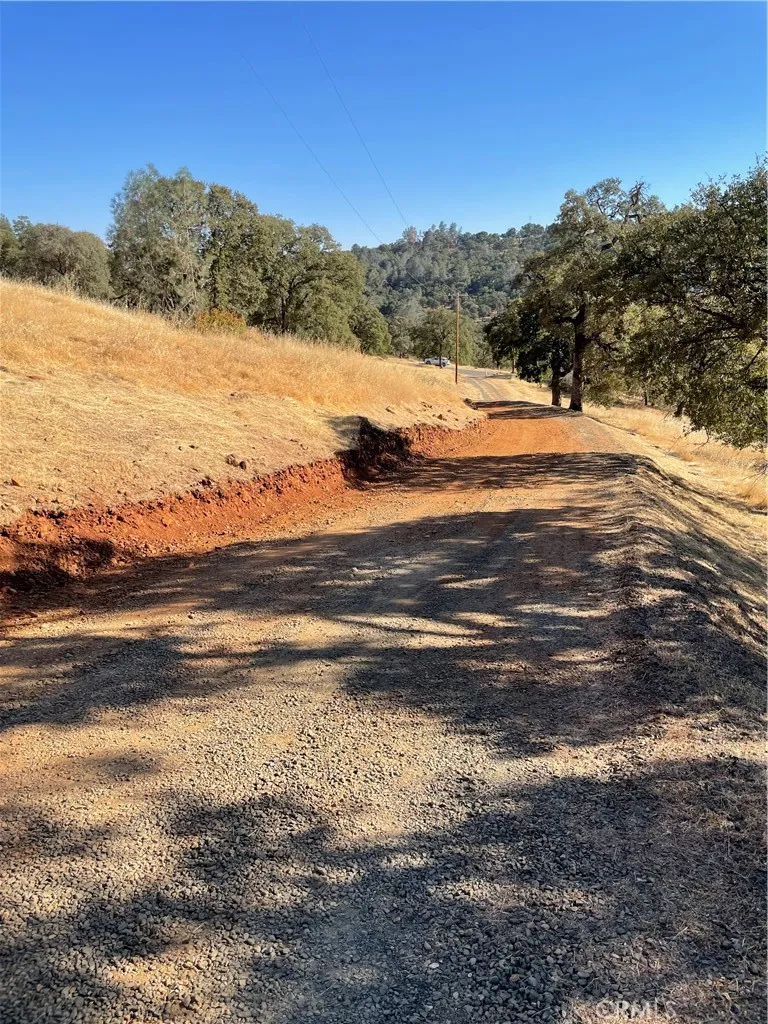 7607 White Oak Lane Browns Valley, CA 95918