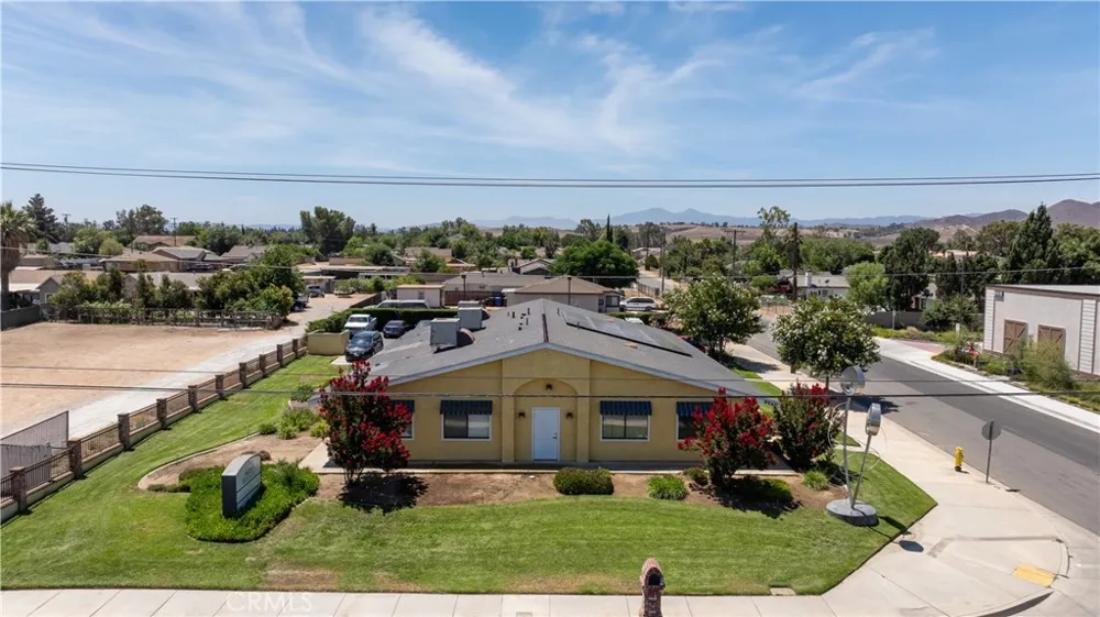 9240 Limonite Avenue Jurupa Valley, CA 92509