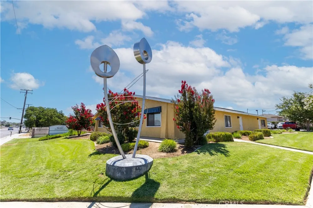 9240 Limonite Avenue Jurupa Valley, CA 92509