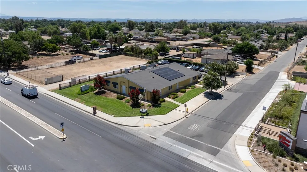 9240 Limonite Avenue Jurupa Valley, CA 92509