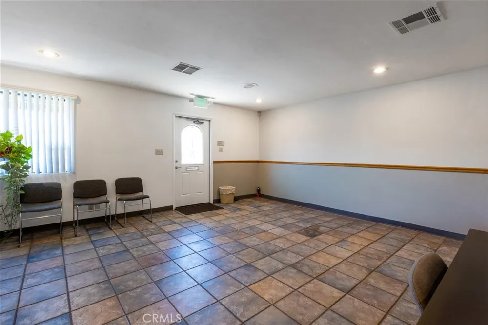 9240 Limonite Avenue Jurupa Valley, CA 92509