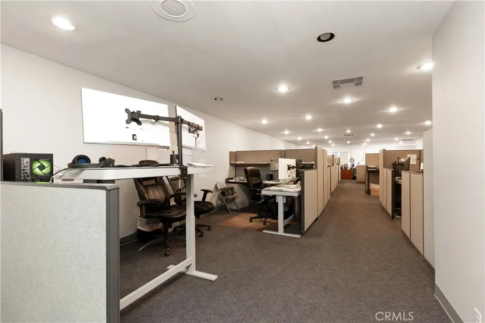 9240 Limonite Avenue Jurupa Valley, CA 92509