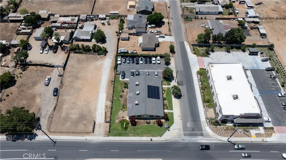 9240 Limonite Avenue Jurupa Valley, CA 92509