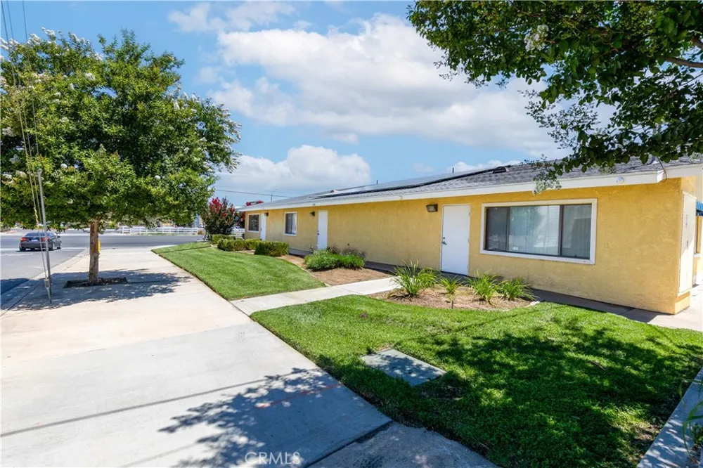 9240 Limonite Avenue Jurupa Valley, CA 92509