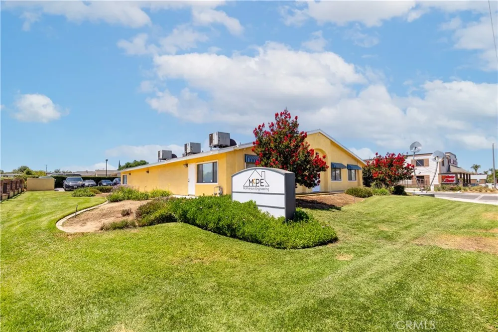 9240 Limonite Avenue Jurupa Valley, CA 92509