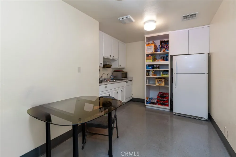 9240 Limonite Avenue Jurupa Valley, CA 92509