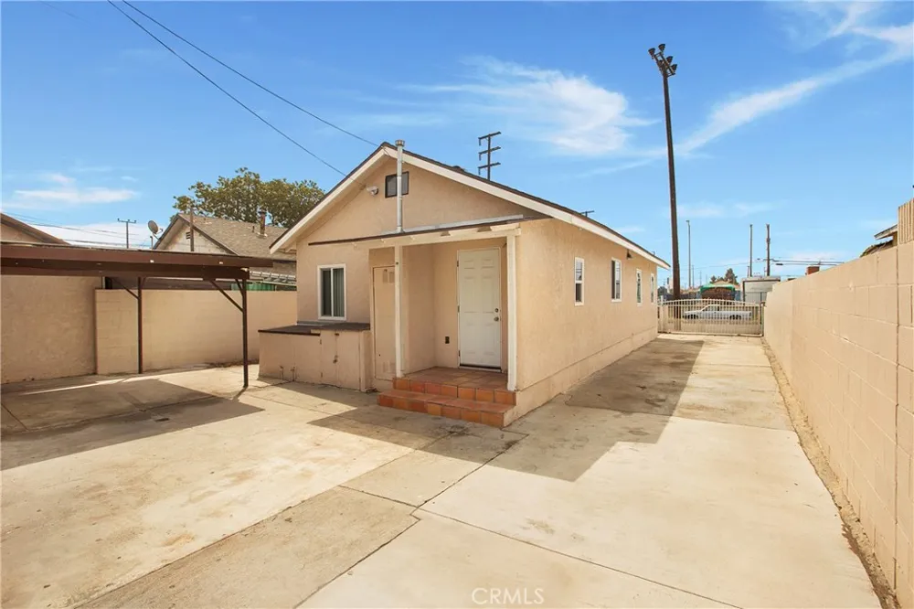1435 E Colon ST Wilmington, CA 90744