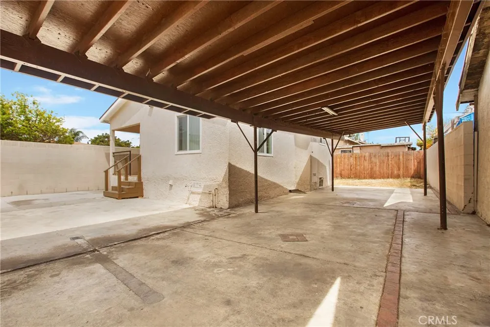 1435 E Colon ST Wilmington, CA 90744