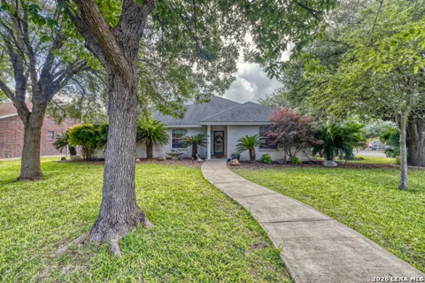 633 Sunrise Ave
