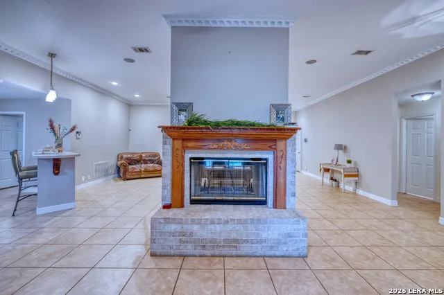 633 Sunrise Ave Uvalde, TX 78801