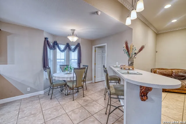 633 Sunrise Ave Uvalde, TX 78801