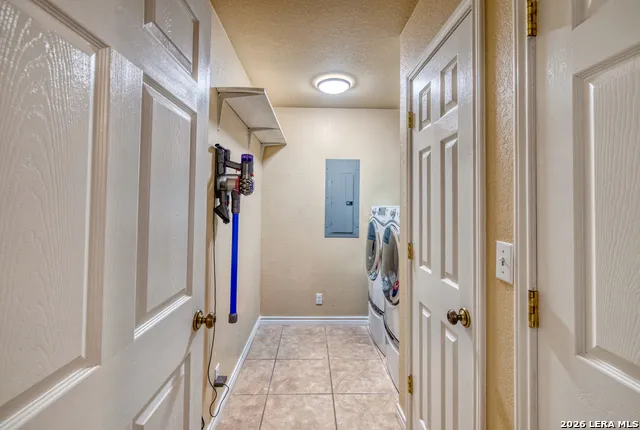 633 Sunrise Ave Uvalde, TX 78801