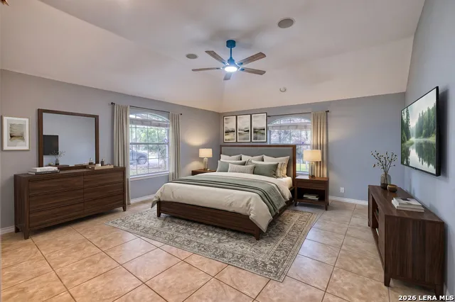 633 Sunrise Ave Uvalde, TX 78801