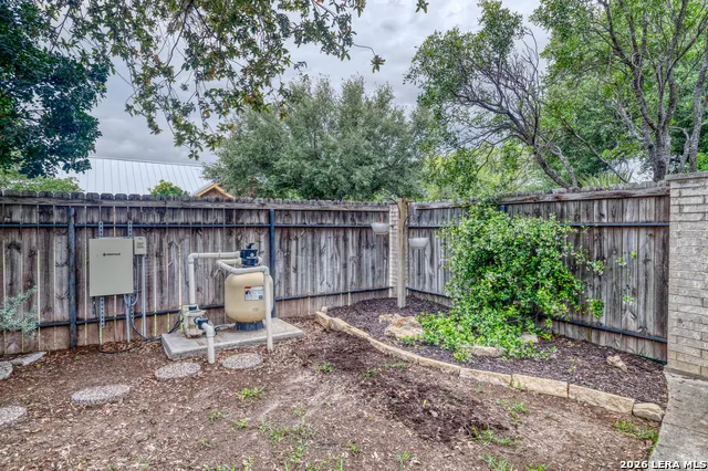 633 Sunrise Ave Uvalde, TX 78801