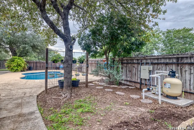 633 Sunrise Ave Uvalde, TX 78801