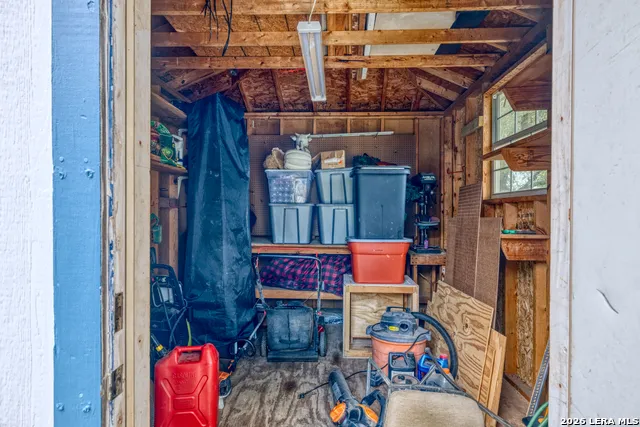 633 Sunrise Ave Uvalde, TX 78801