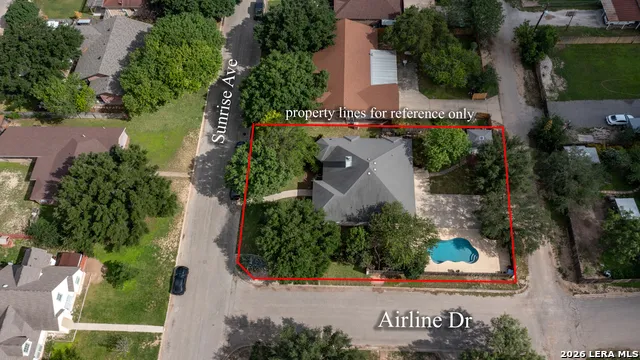 633 Sunrise Ave Uvalde, TX 78801
