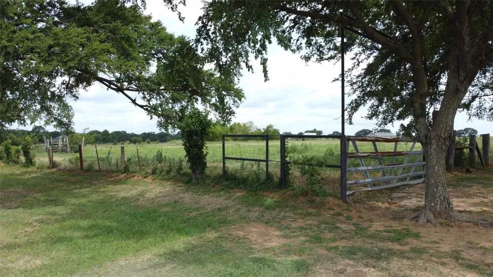 Bell Road Pilot Point, TX 76258