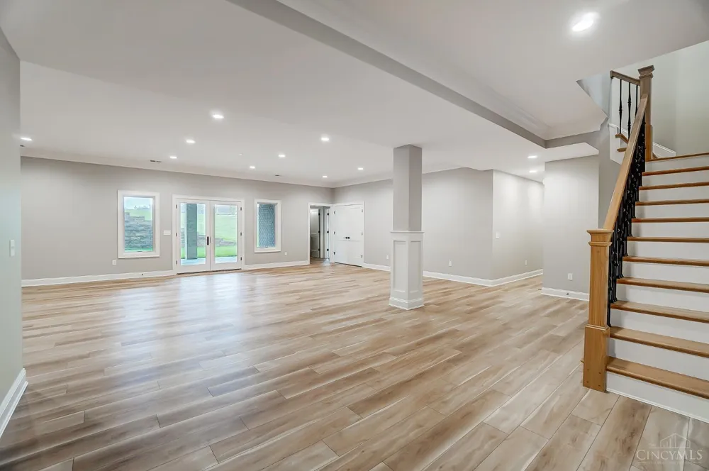 10 Priya Place Green, OH 45002