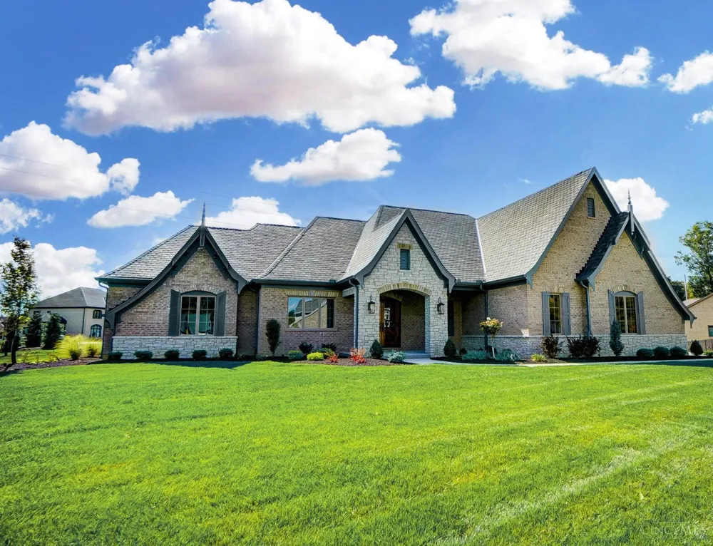 10 Priya Place Green, OH 45002