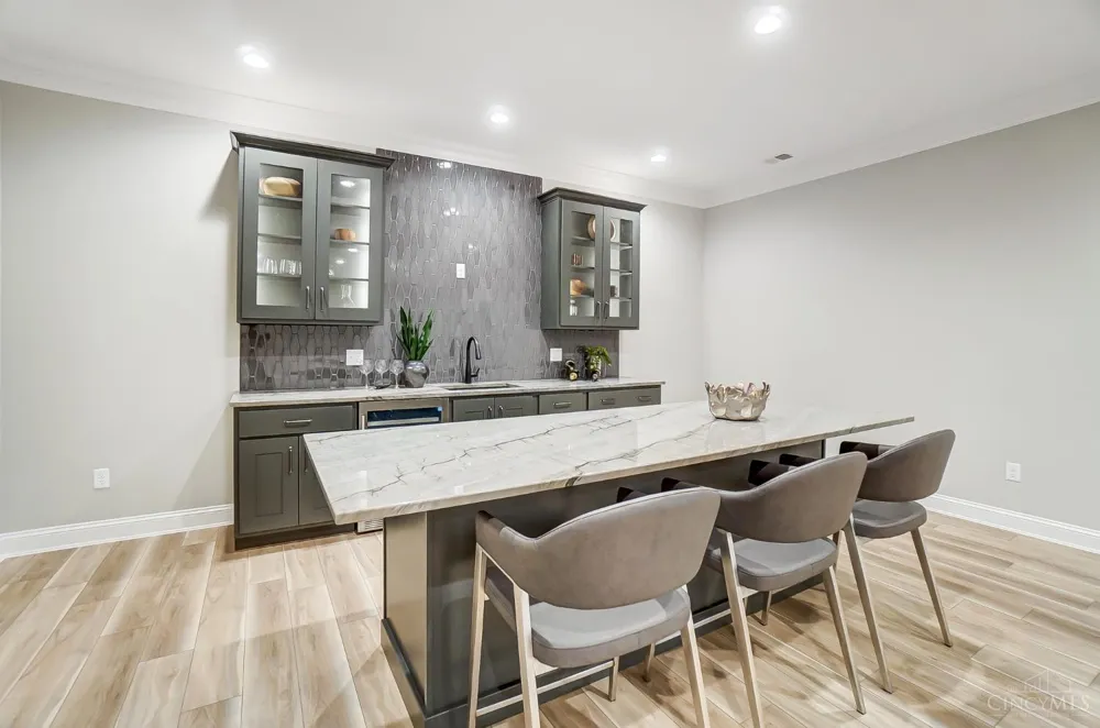 10 Priya Place Green, OH 45002
