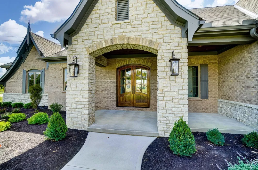 10 Priya Place Green, OH 45002
