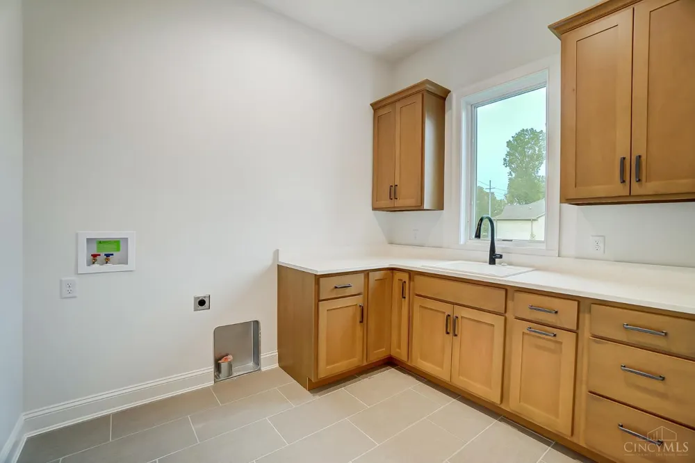 10 Priya Place Green, OH 45002