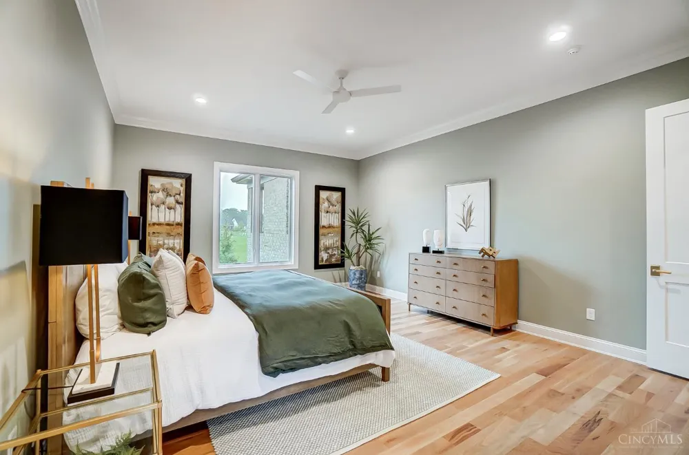10 Priya Place Green, OH 45002
