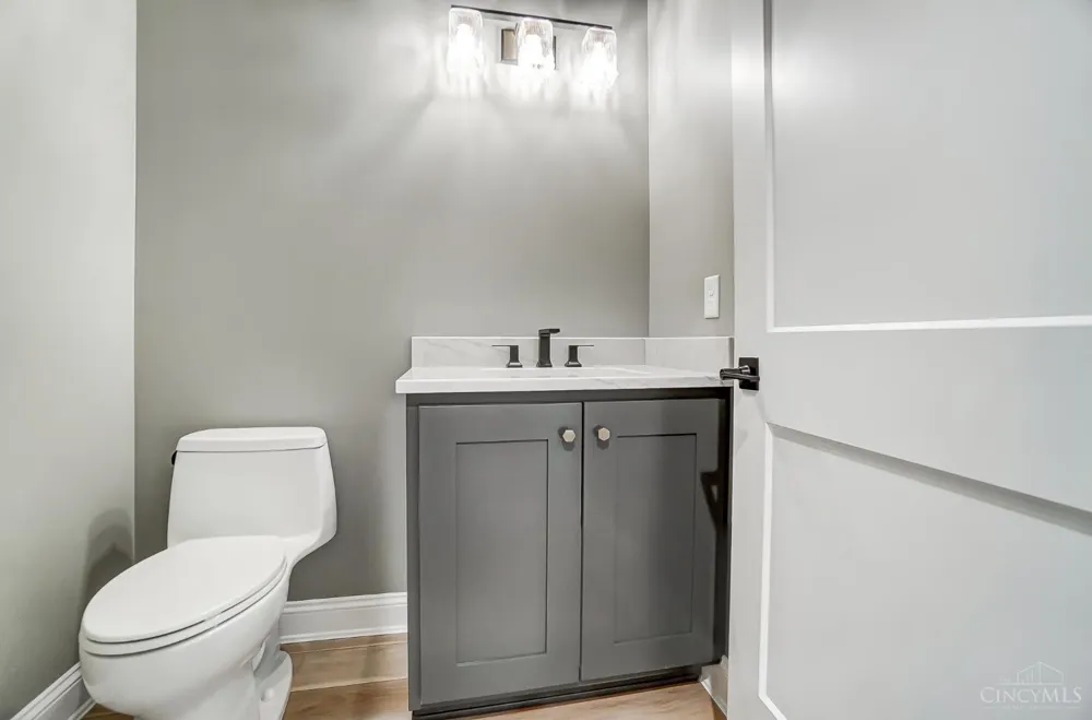 10 Priya Place Green, OH 45002