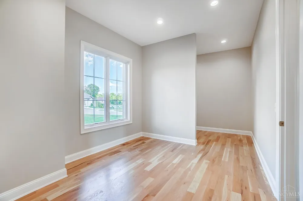 10 Priya Place Green, OH 45002