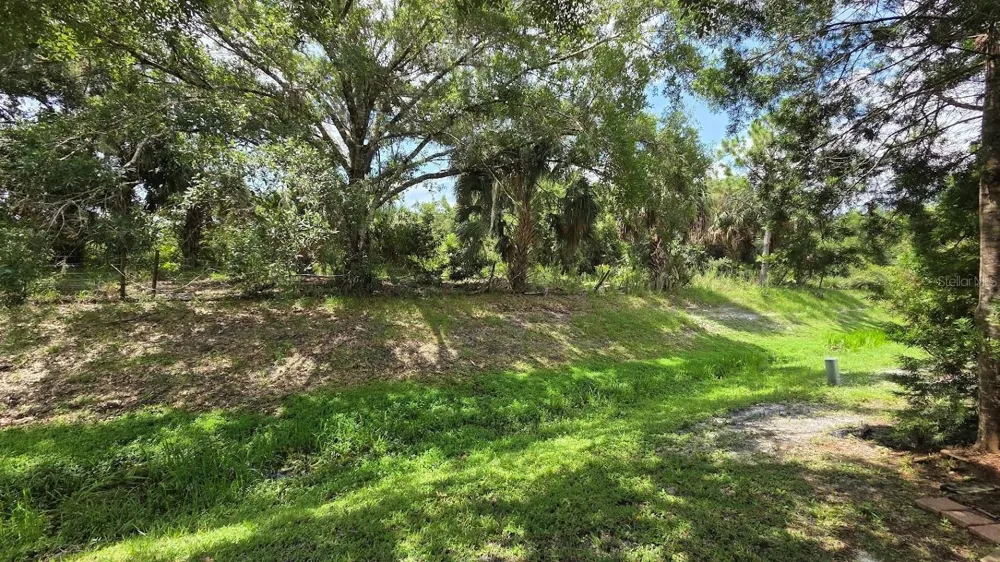 171 APPALOOSA TRAIL River Ranch, FL 33867