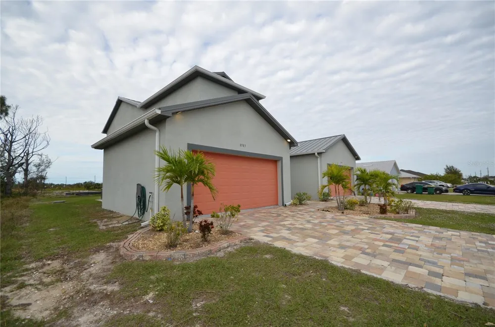 8581 AGATE STREET Port Charlotte, FL 33981