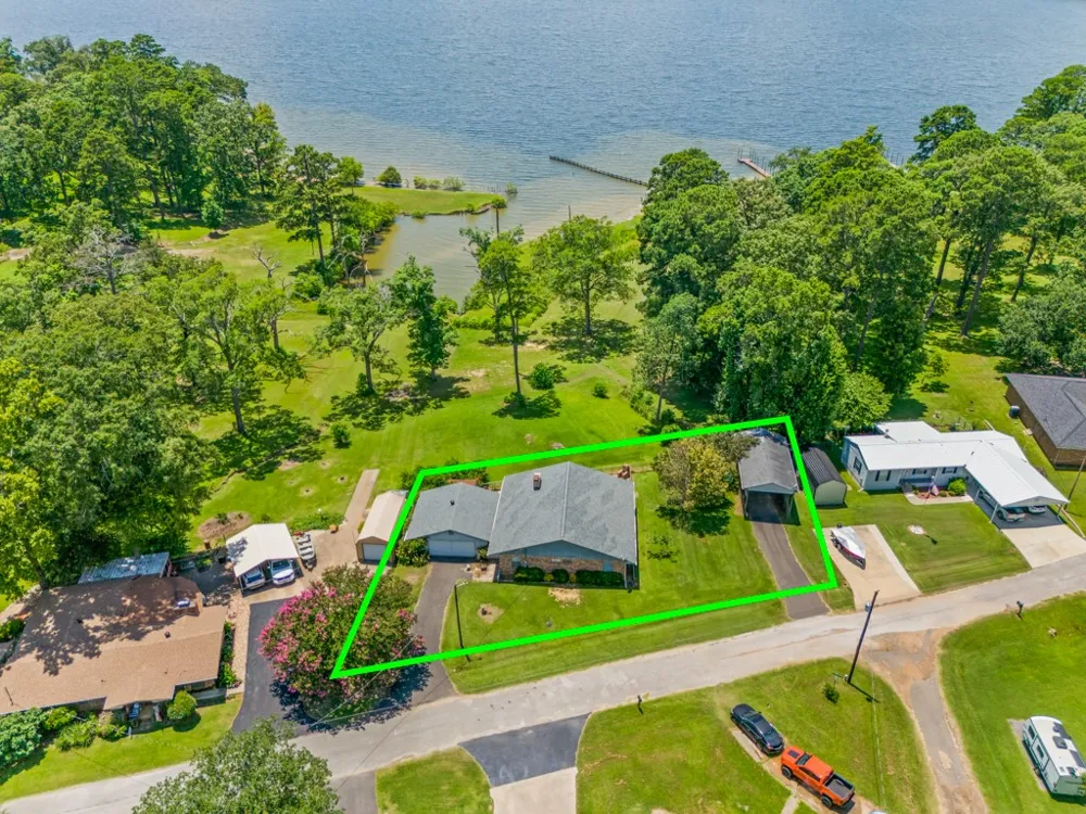 620 Shadywood Lane Avinger, TX 75630