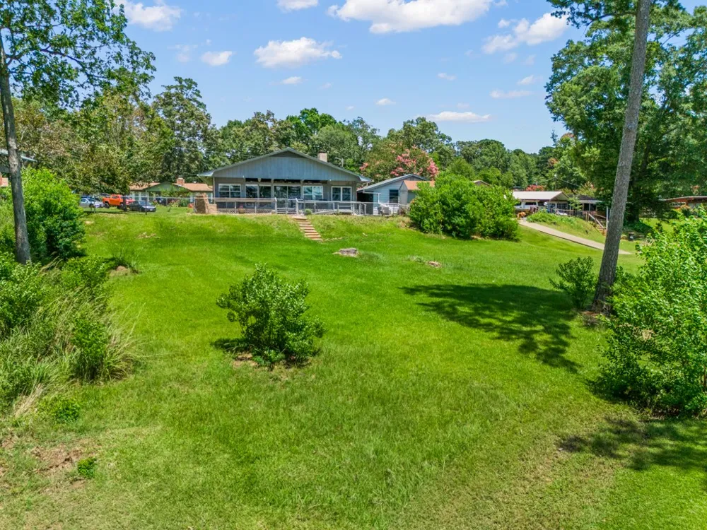 620 Shadywood Lane Avinger, TX 75630