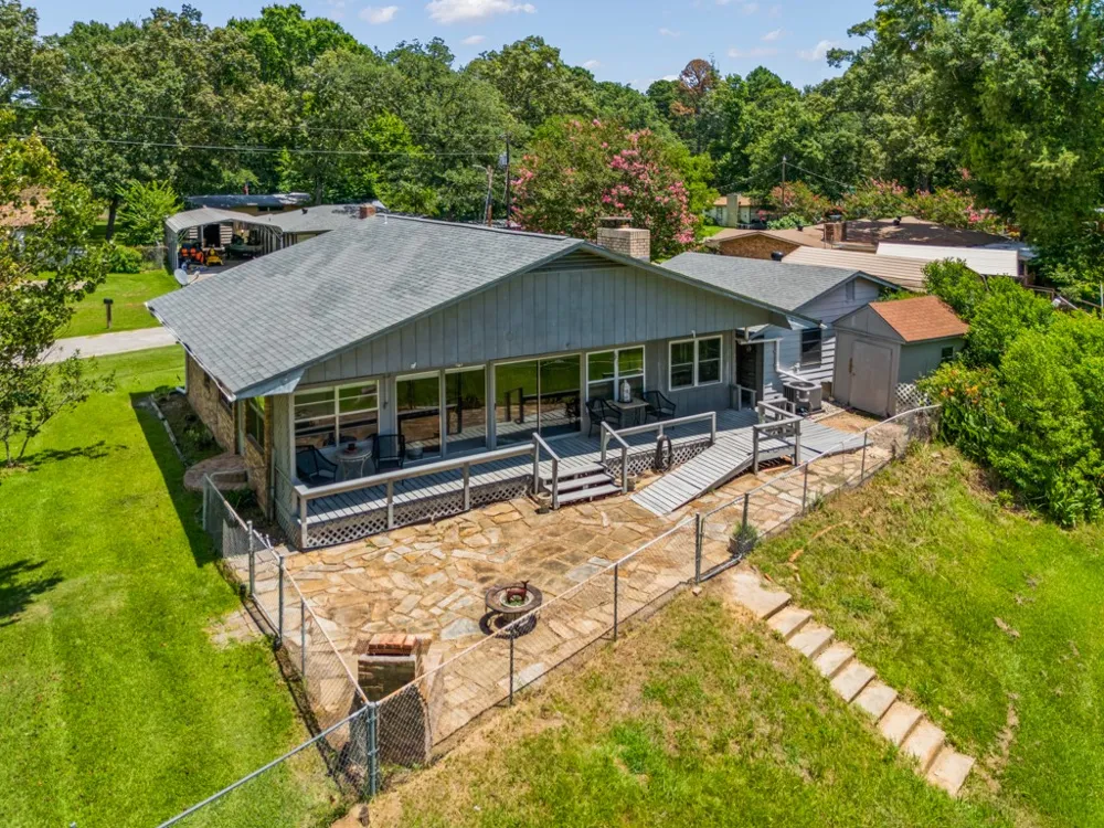 620 Shadywood Lane Avinger, TX 75630