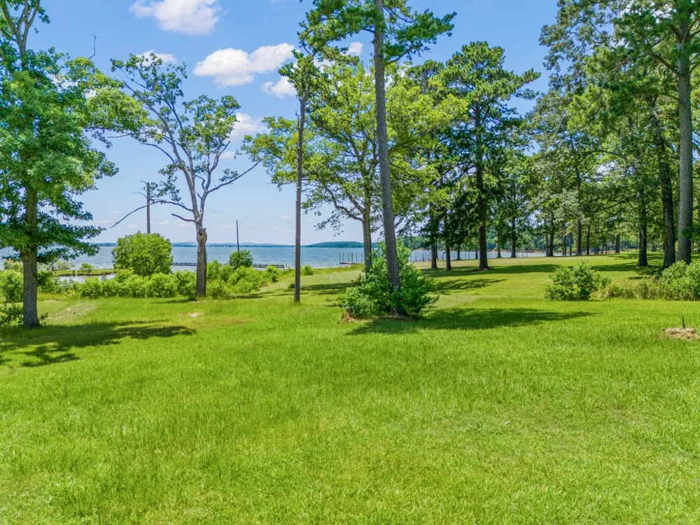 620 Shadywood Lane Avinger, TX 75630