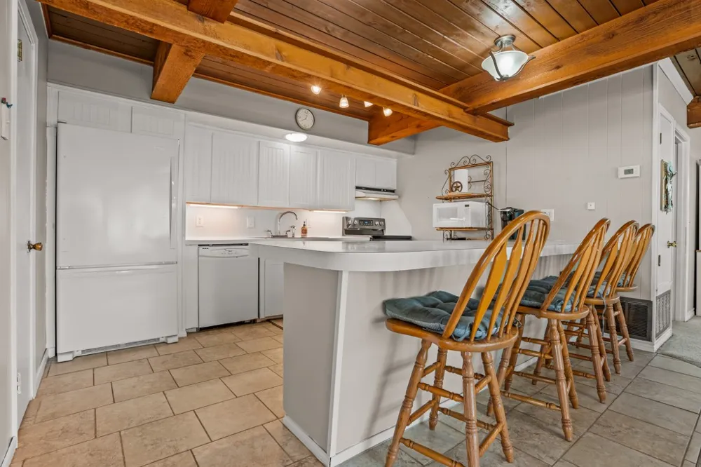 620 Shadywood Lane Avinger, TX 75630
