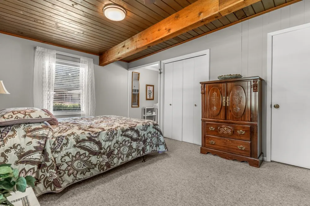 620 Shadywood Lane Avinger, TX 75630