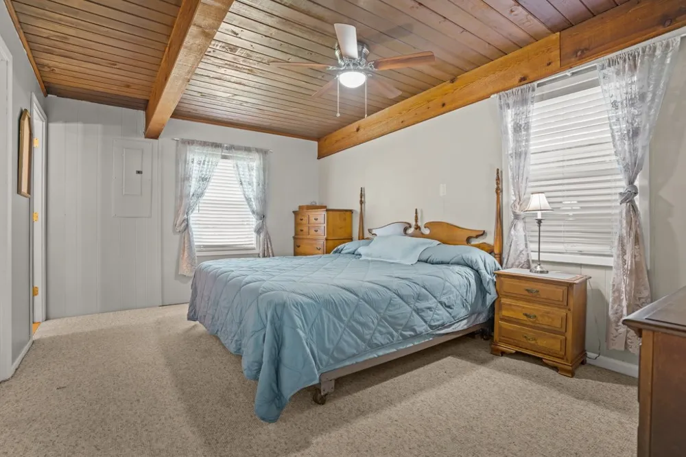 620 Shadywood Lane Avinger, TX 75630