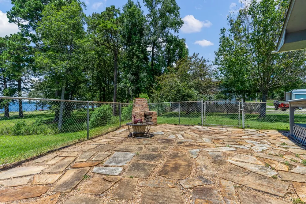 620 Shadywood Lane Avinger, TX 75630
