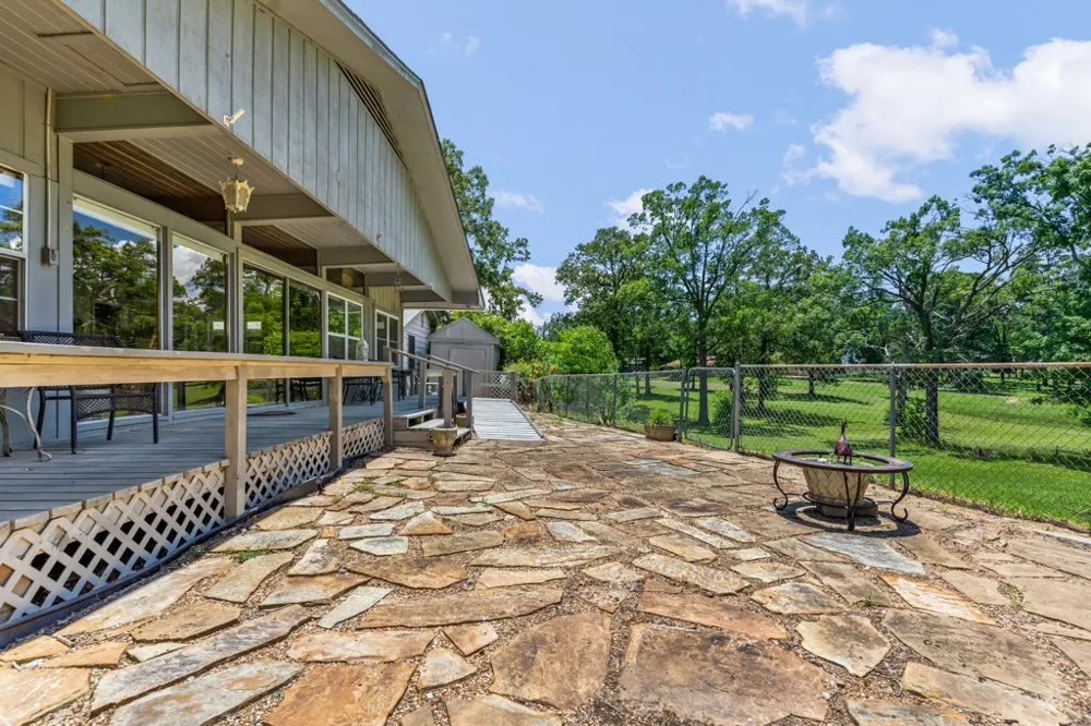 620 Shadywood Lane Avinger, TX 75630