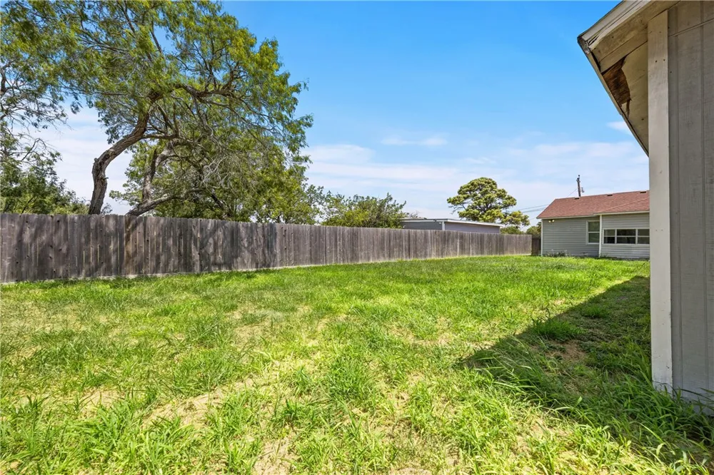 3529 Brawner Parkway Corpus Christi, TX 78411