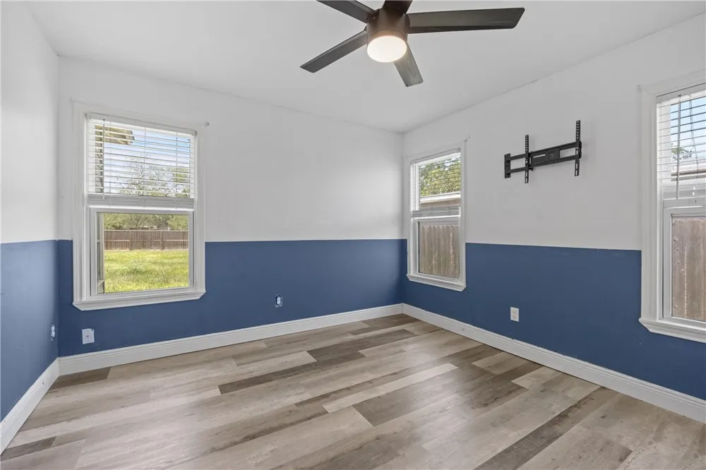 3529 Brawner Parkway Corpus Christi, TX 78411