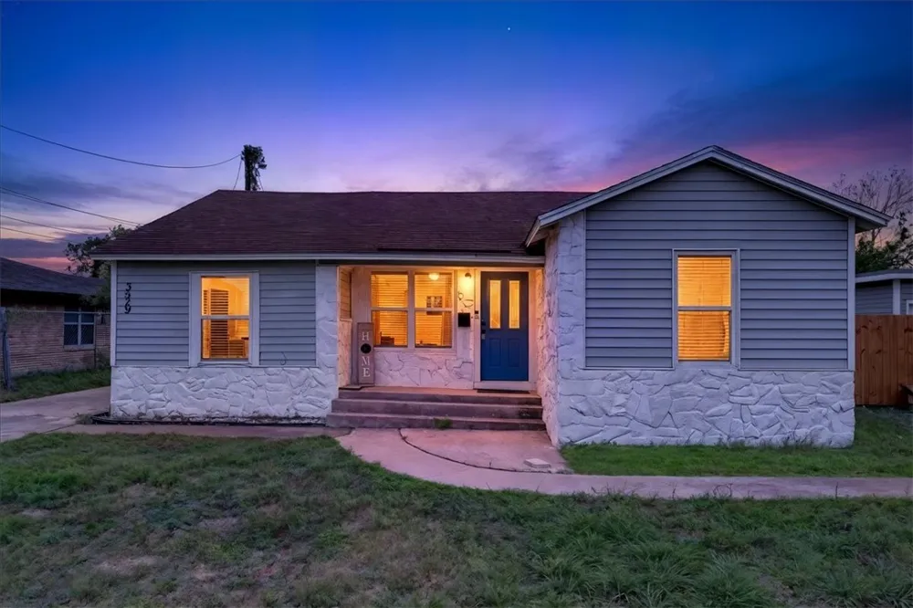 3529 Brawner Parkway Corpus Christi, TX 78411