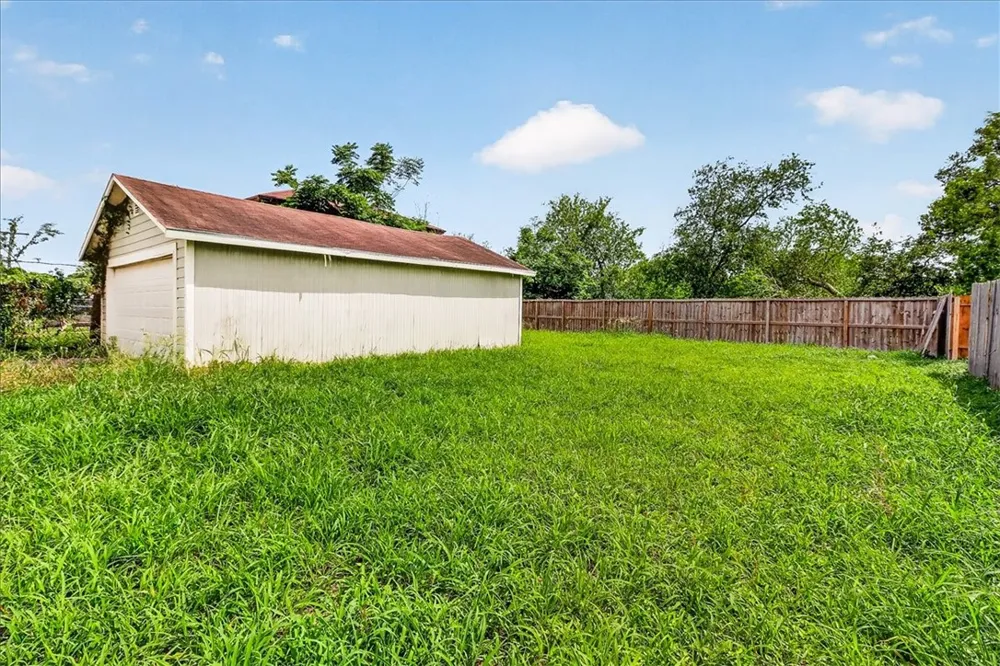 3529 Brawner Parkway Corpus Christi, TX 78411