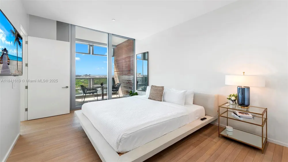 2901 Collins Ave #1403 Miami Beach, FL 33140